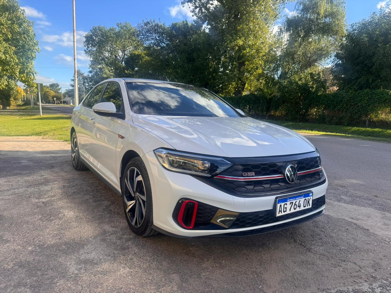
								Volkswagen Vento GLI full									