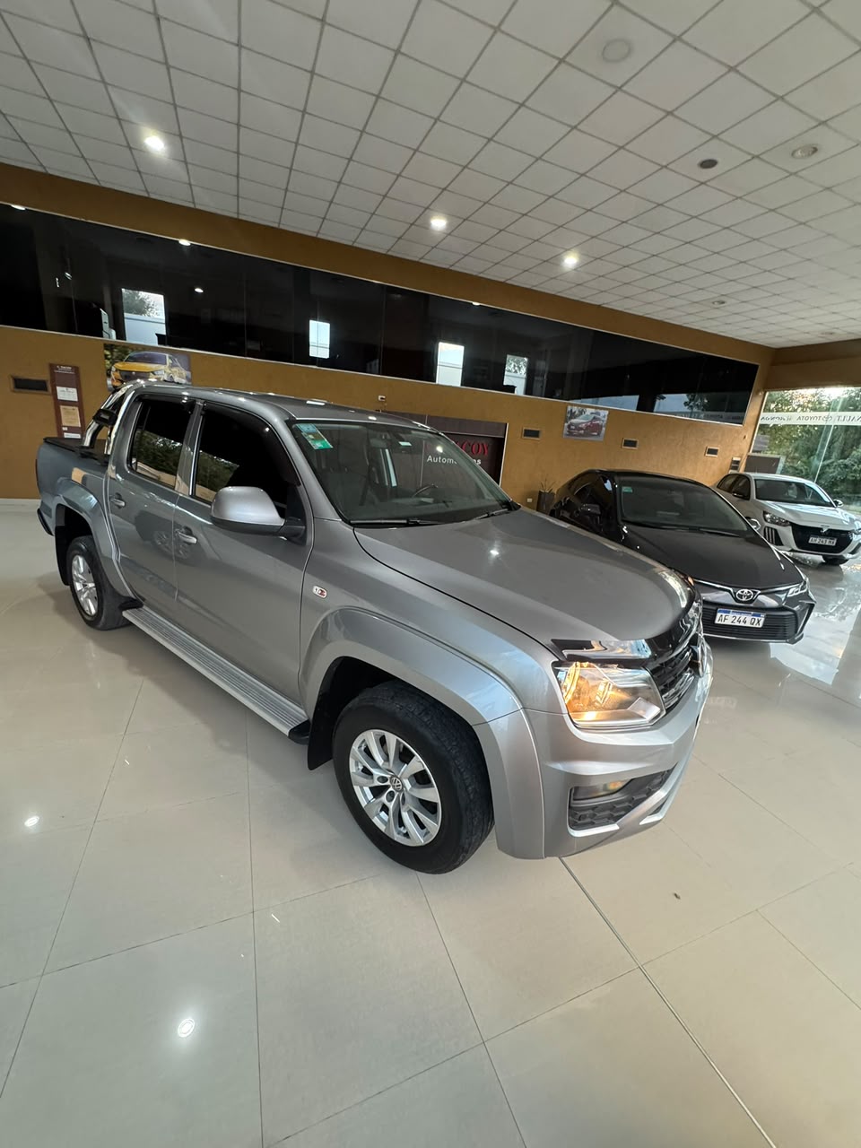 
								Volkswagen Amarok Comfortline MT full									