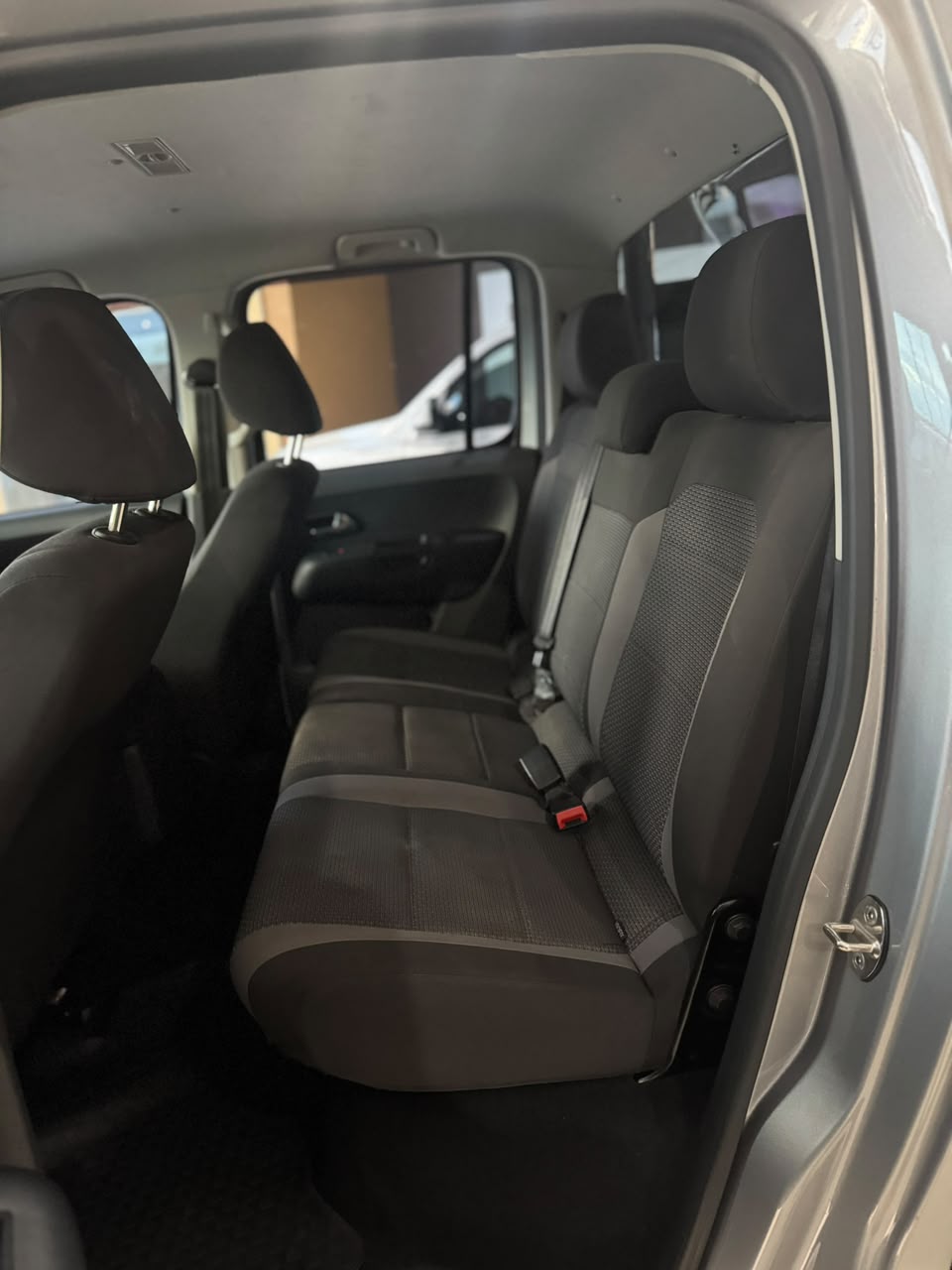 
								Volkswagen Amarok Comfortline MT full									