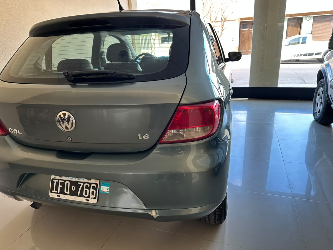 
								Volkswagen Gol Trend full									