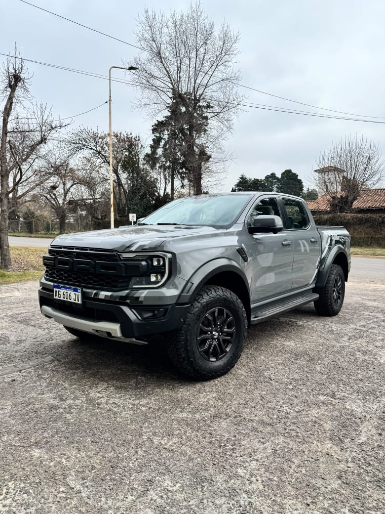 
								Ford Ranger Raptor full									